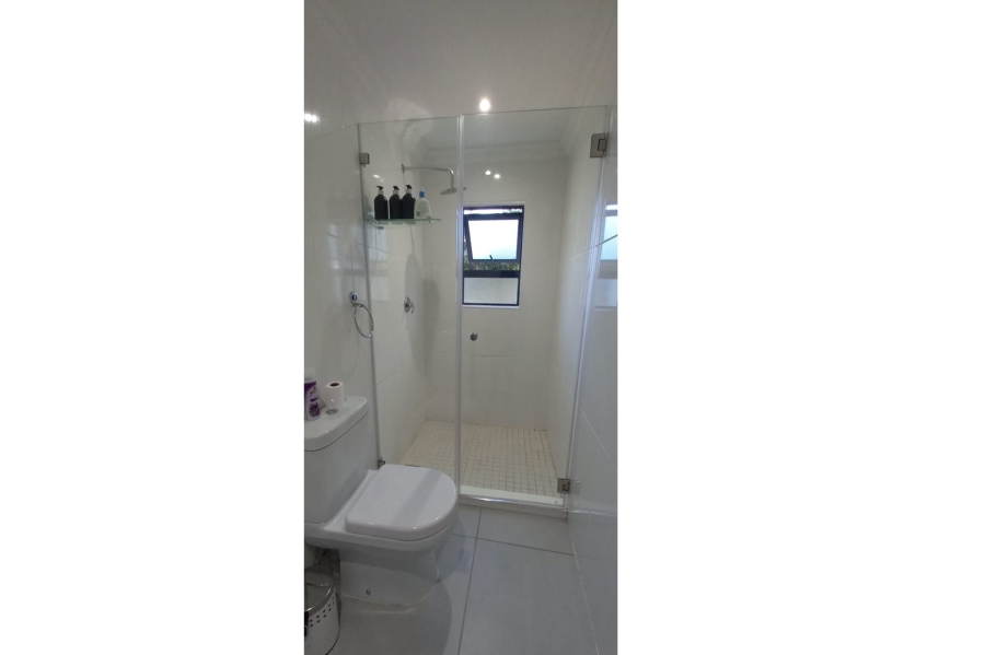 To Let 4 Bedroom Property for Rent in Westhill Western Cape
